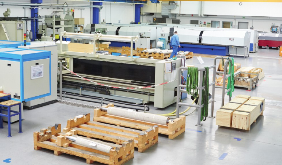 Roller re-covering workshop
